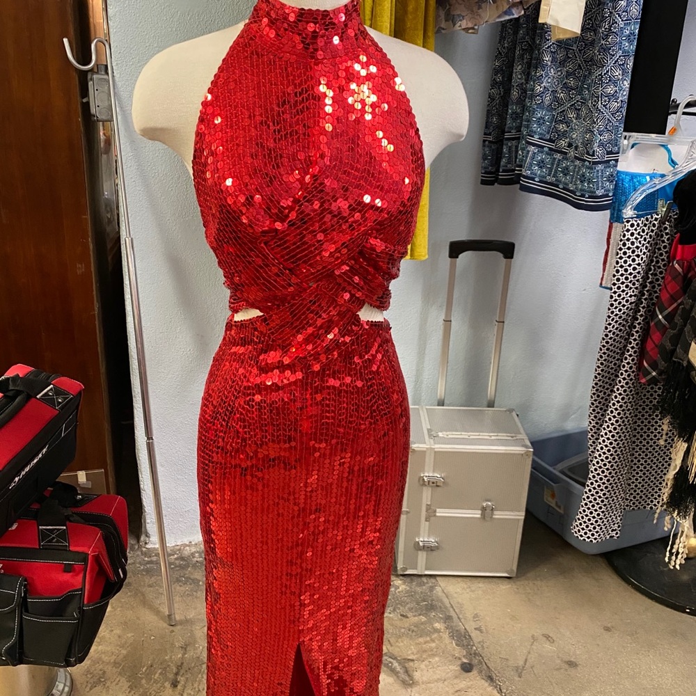cache sequins cache dress - Picture 3 of 4